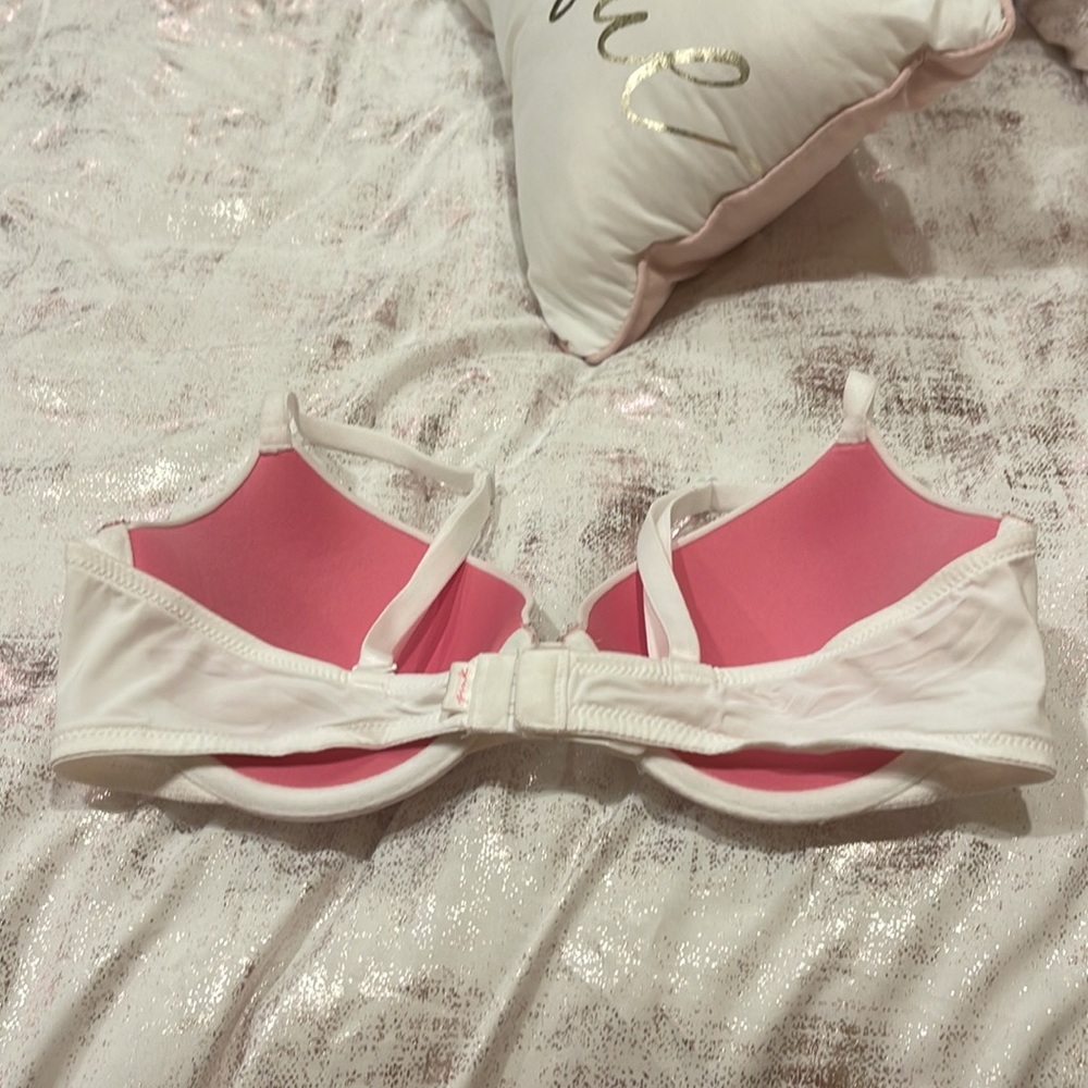 Pink Bra - Picture 2 of 2